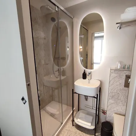 Hotel Paulette Centre Cathedrale 3*