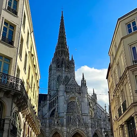 Paulette Centre Cathedrale Отель 3*