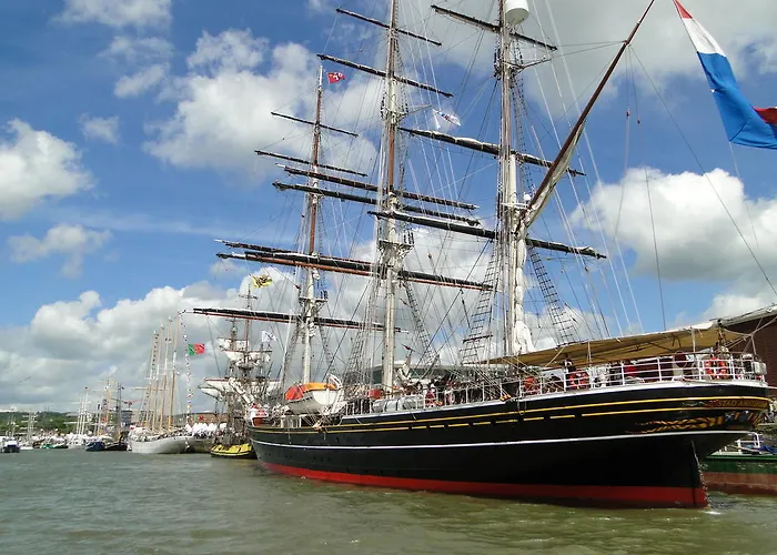 Paulette Centre Cathedrale Hotel 3*