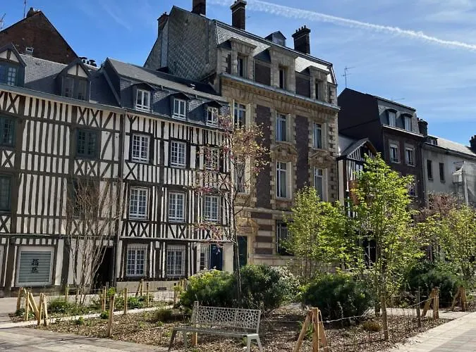 Paulette Centre Cathedrale Hotel 3*