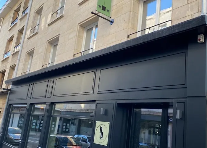 Hotel Paulette Centre Cathedrale 3*