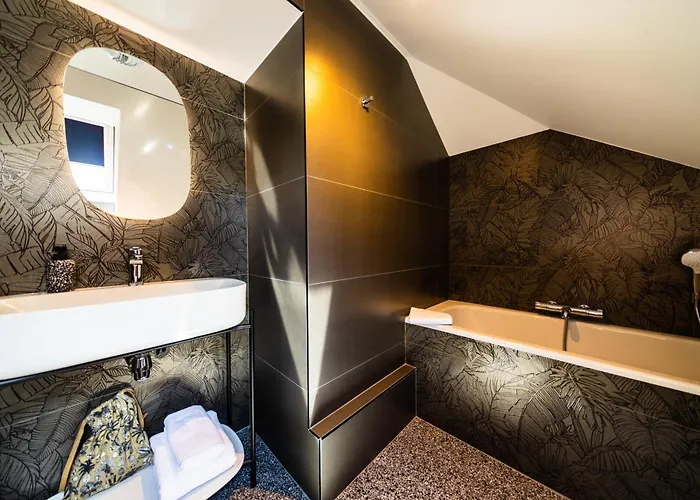 Hotel Paulette Centre Cathedrale 3*