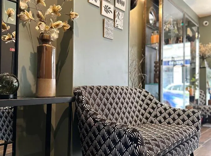 Paulette Centre Nouveau 3*