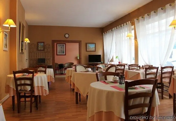 Paulette Centre Nouveau Hotel 3*