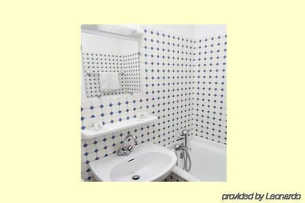 Paulette Centre Nouveau 3* Rouen